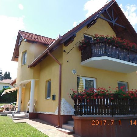 Akacfa Hortenzia Apartman Zalakaros Exterior foto