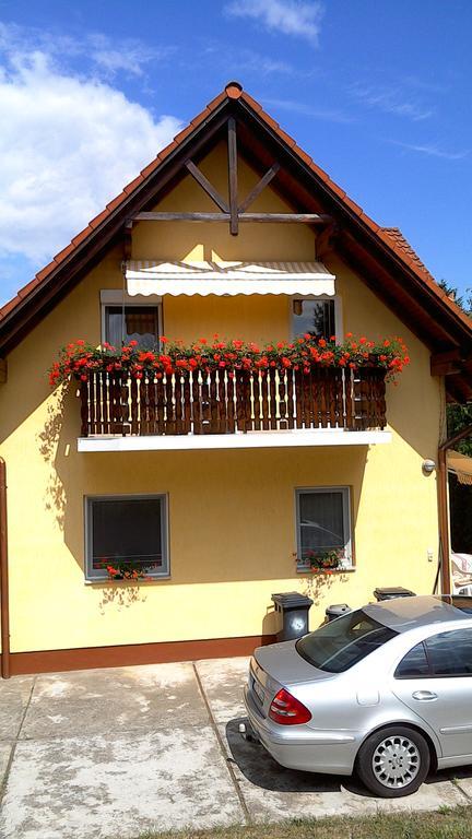 Akacfa Hortenzia Apartman Zalakaros Exterior foto